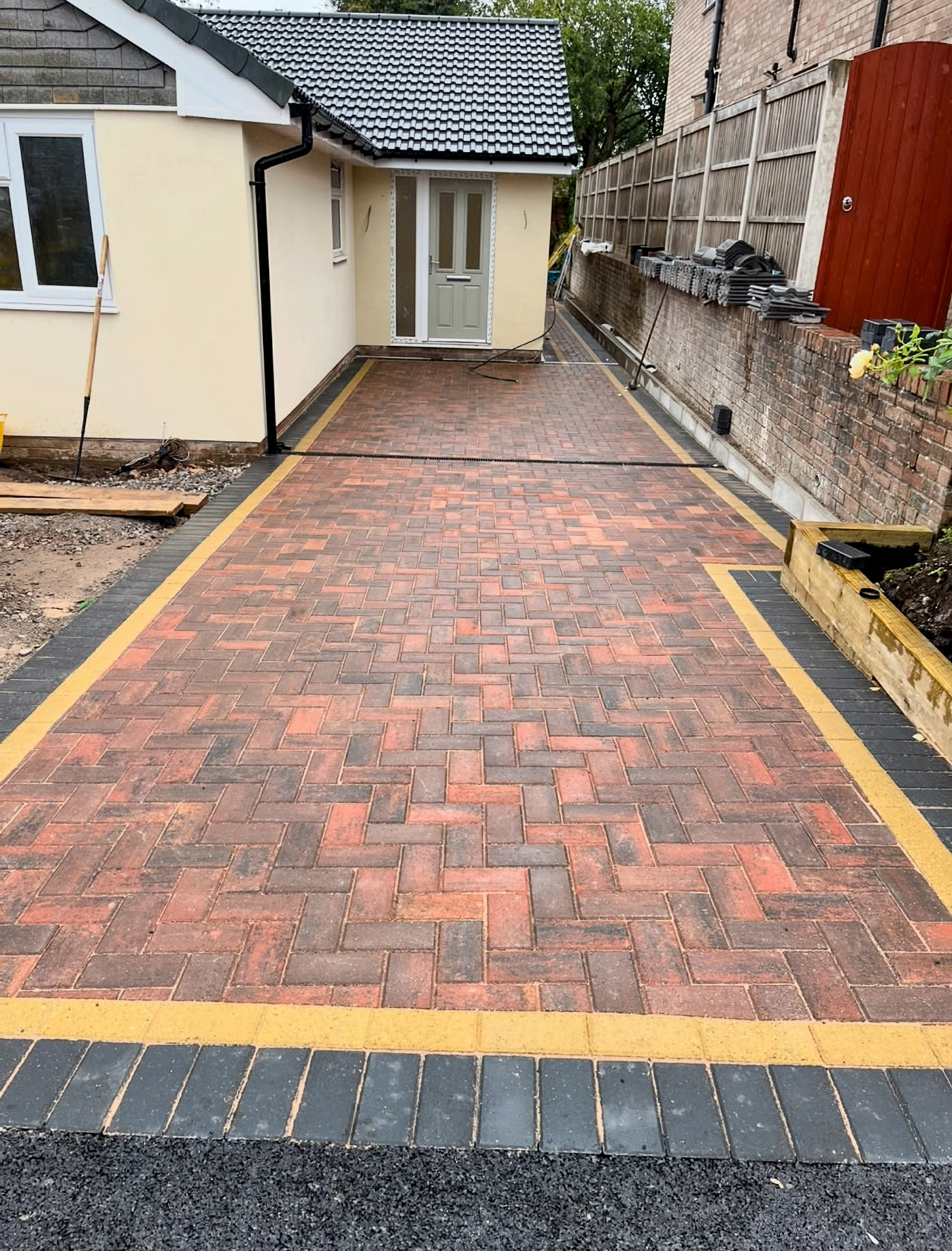 Finished block paved driveway with contrasting border